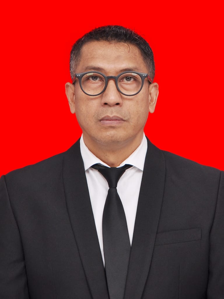 BUDI SANTOSO, S.H