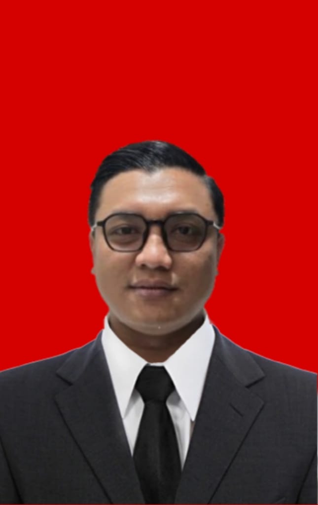 DWIKY AGUNG WICAKSONO, S.H