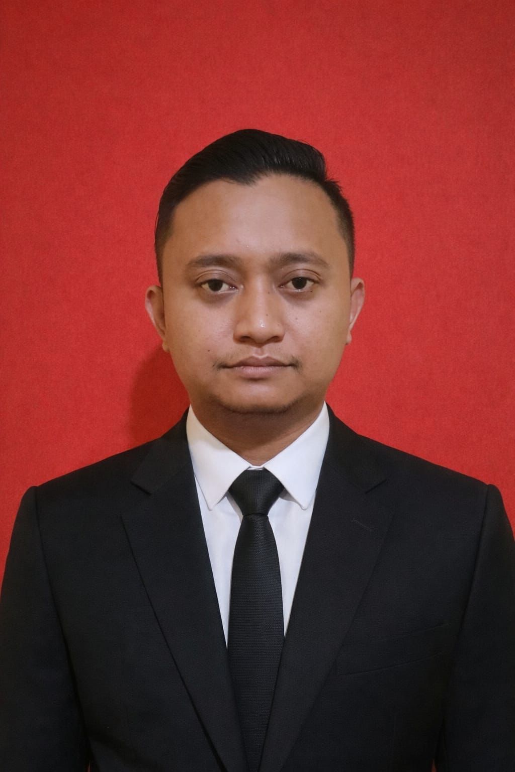 ANDY SAPUTRO, S.H